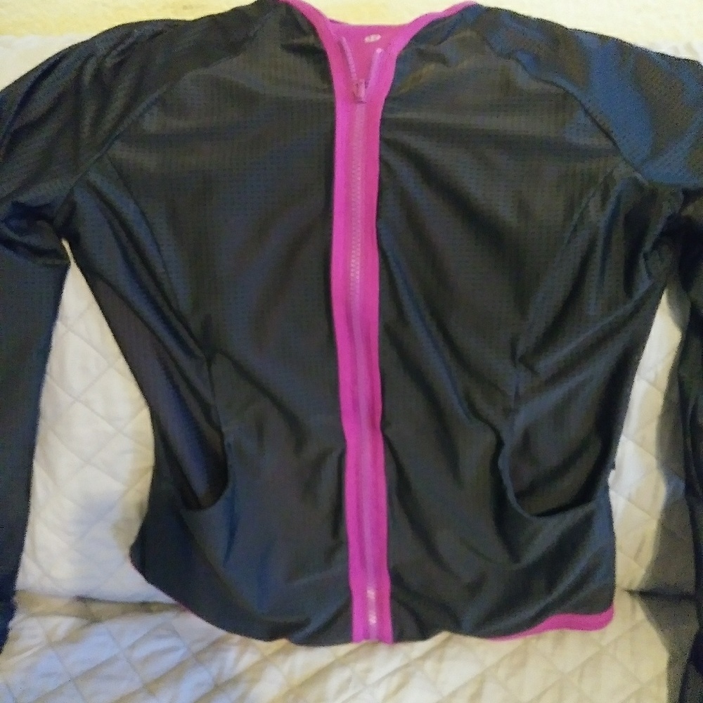 Lululemon jacket - Picture 2 of 3